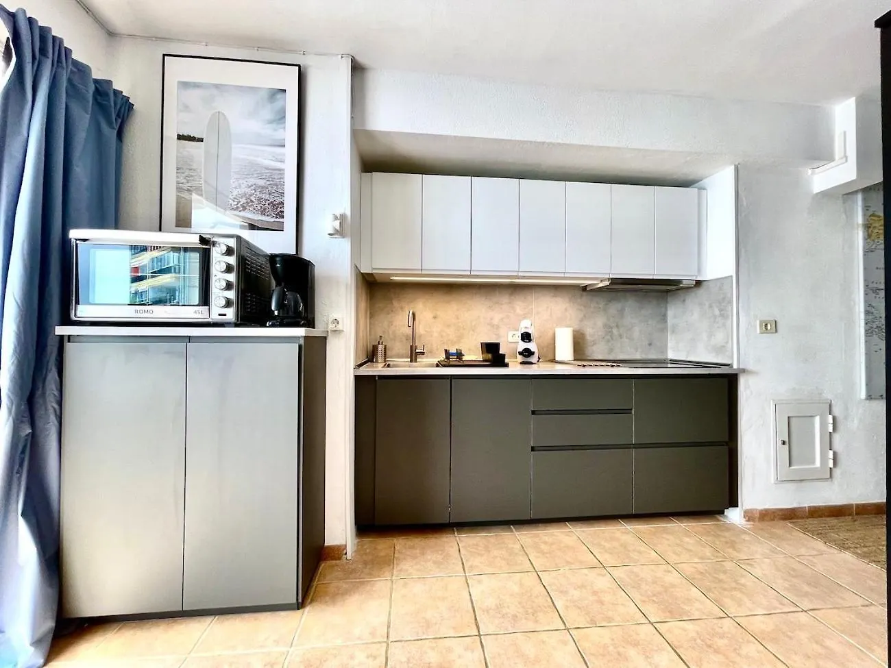 Beachfront Apartment With Ocean Views Los Cristianos