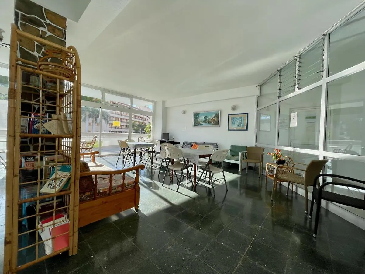 Beachfront Apartment With Ocean Views Los Cristianos  0*, Los Cristianos (Tenerife) Spain