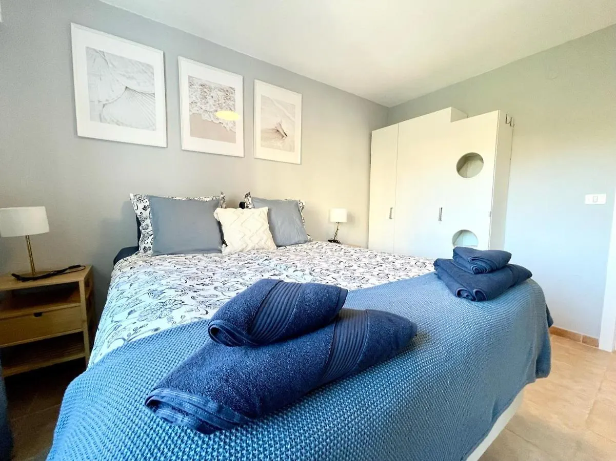 Beachfront Apartment With Ocean Views Los Cristianos   Los Cristianos (Tenerife)